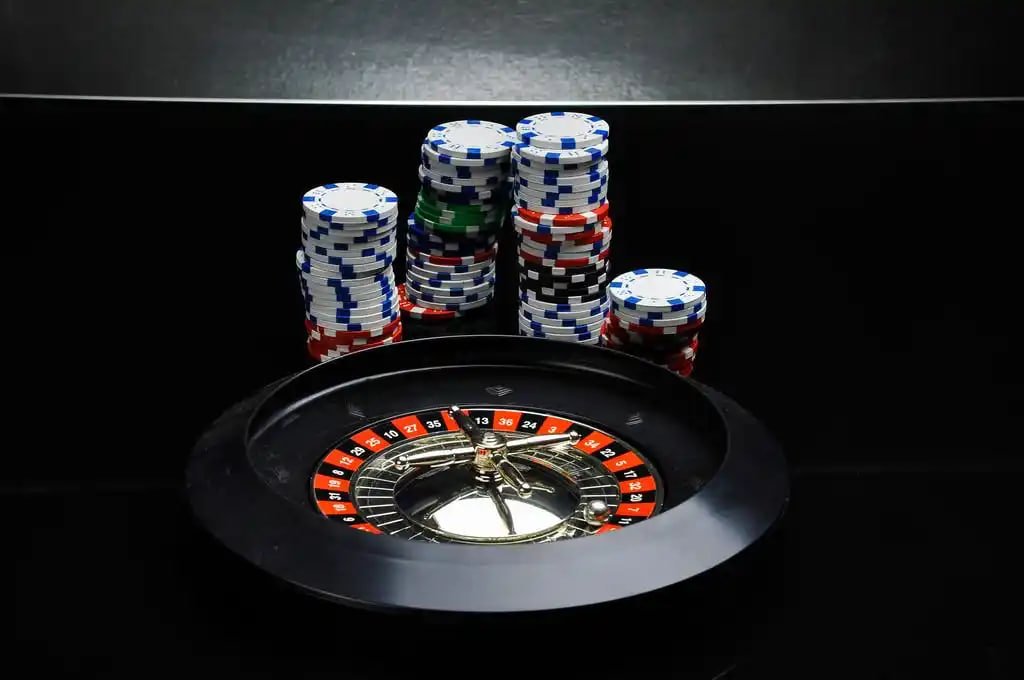 Bangladesh city browsing context with 678bet pages on a phone screen
